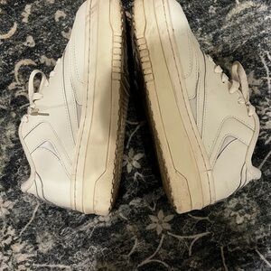 Adidas Cream Sneakers with Leather Upper and Cushioned Sole